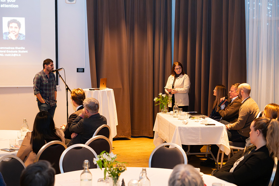 Í pallborði sátu þau Þórey Vilhjálmsdóttir, framkvæmdastjóri Vísindagarða HÍ, Þorsteinn Kári Jónsson, forstöðumaður Sjálfbærnis hjá JBT Marel og Einar Mäntylä, nýsköpunarráðgjafi hjá Orkideu.