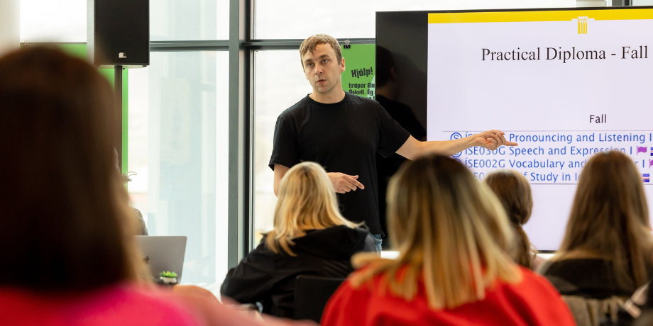 Hagnýtt diplómanám í íslensku sem annað mál í fjarnámi