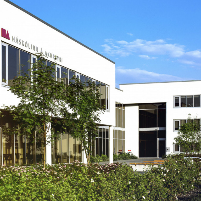 ha_front_inngangur_haegri_1865