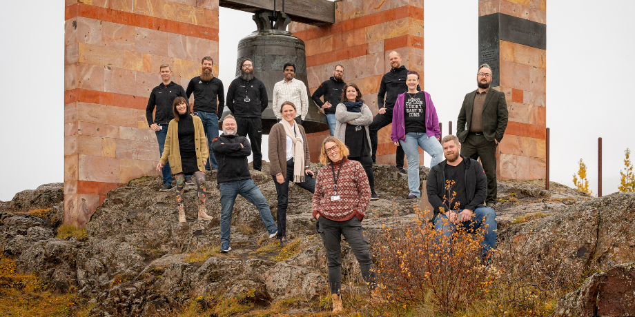 Starfsfólk KHA við Íslandsklukkuna