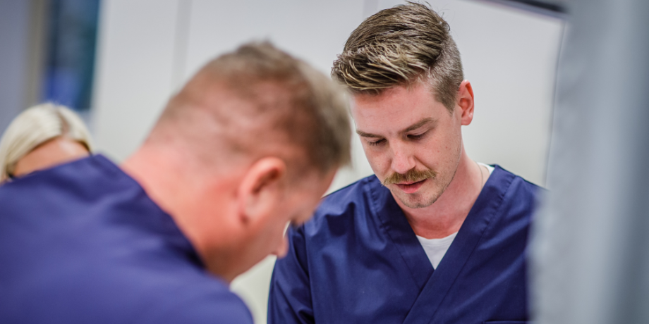 Fleiri karlar sækja í hjúkrunarfræði