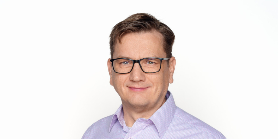 Frá hugbúnaðarverkfræði til mannkostamenntunar