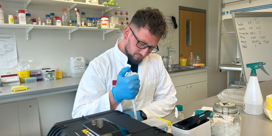 Örverur koma til hjálpar við niðurbrot á plasti