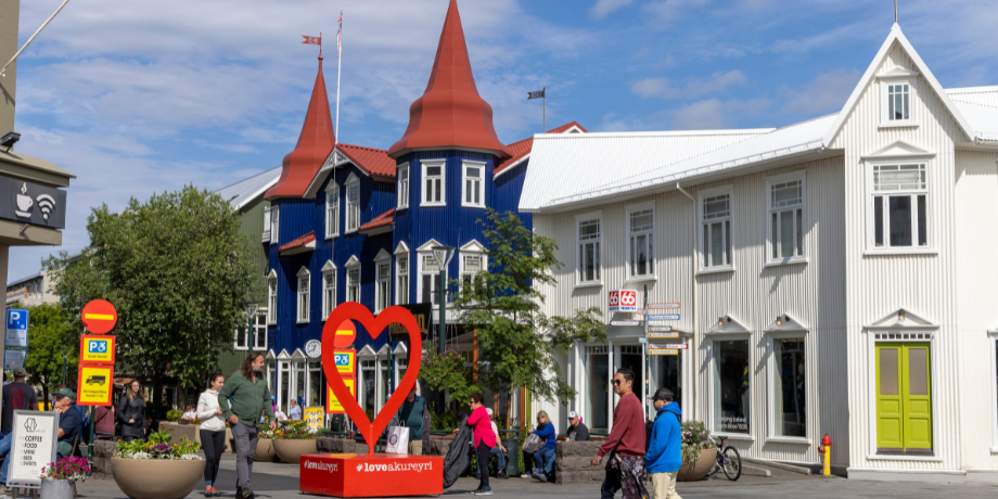 Símenntun er með skrifstofur í Hafnarstræti 93-95