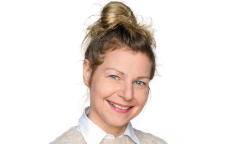 Er kynjamunur í þátttöku fullorðinna barna í umönnun mæðra?