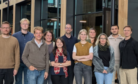 Geimrannsóknir og pólitík á Íslandi