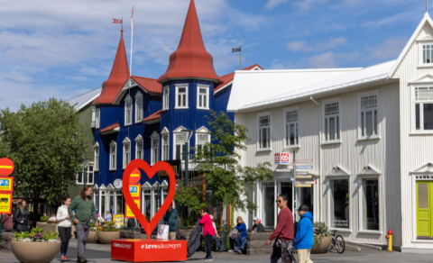 Símenntun er með skrifstofur í Hafnarstræti 93-95